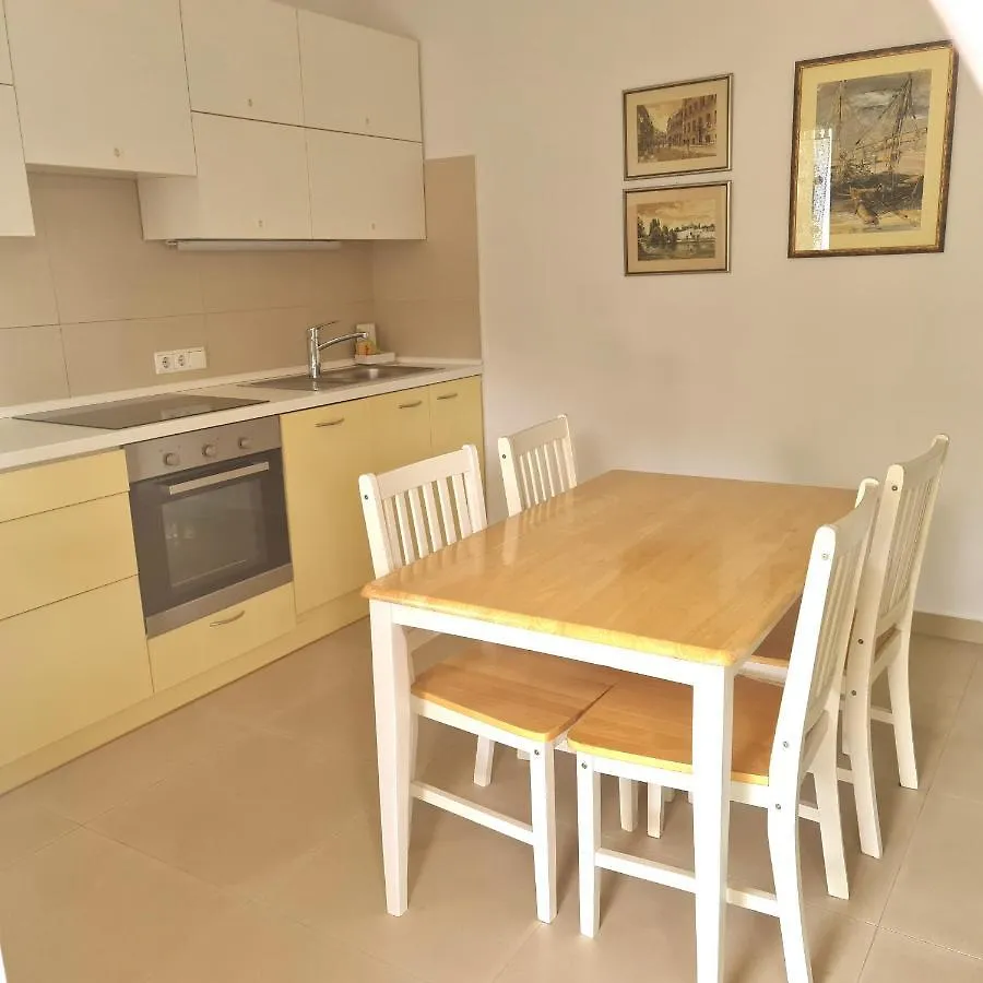 Apartmani Val Пула Апартаменты